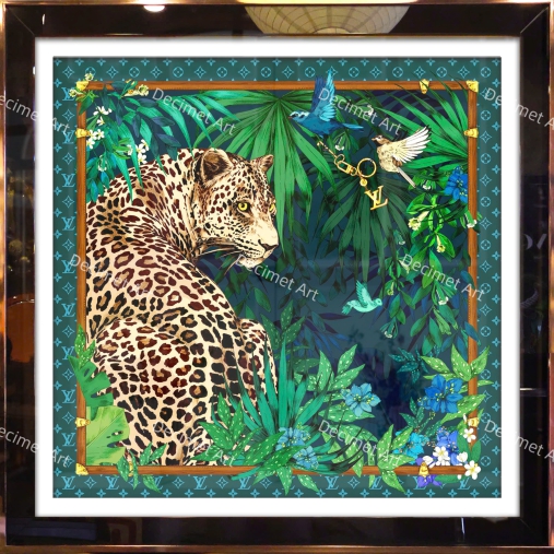 Tranh Khung Gương Báo 03